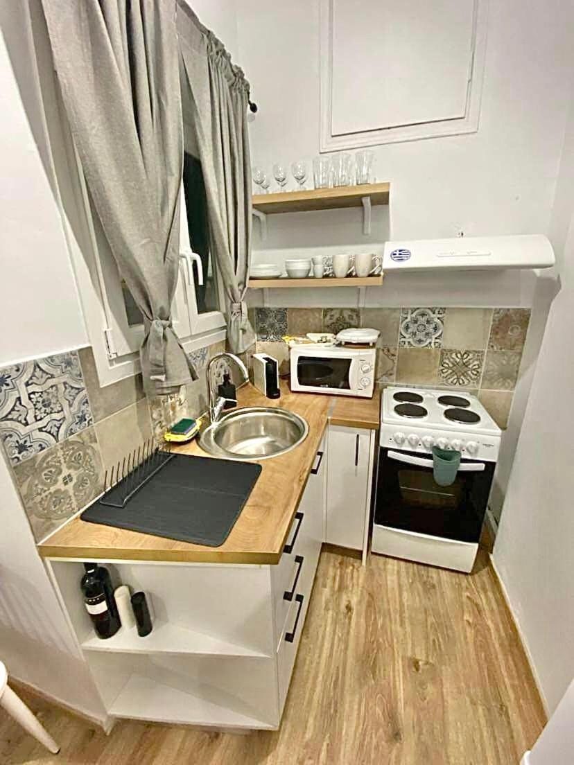 Comfortable Apartment In The City Center أثينا المظهر الخارجي الصورة