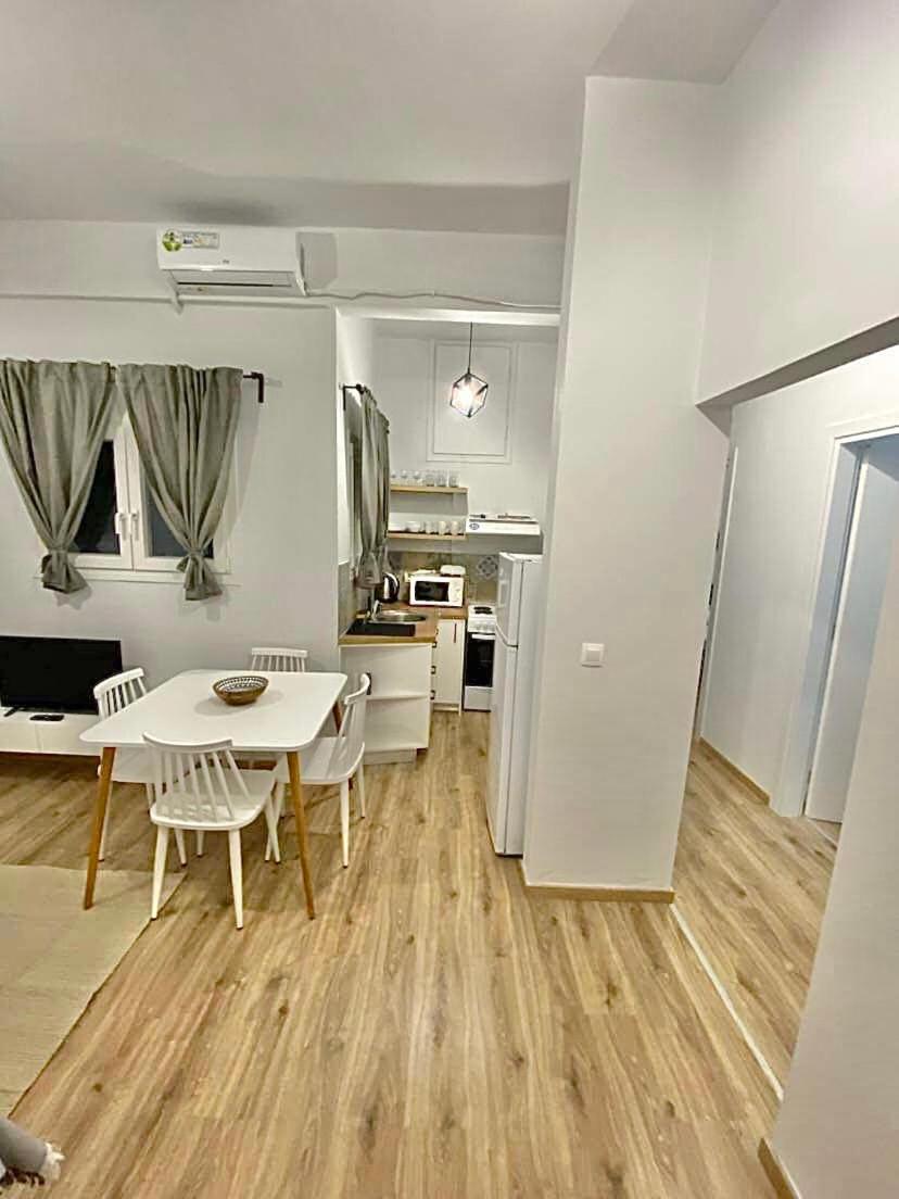 Comfortable Apartment In The City Center أثينا المظهر الخارجي الصورة