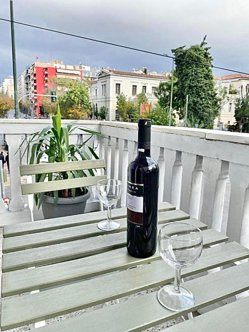 Comfortable Apartment In The City Center أثينا المظهر الخارجي الصورة
